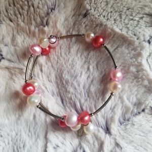 Vantel Pearls Rose Parade Wire Wrap bracelet